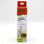 The ZILLA TROPICAL MINI COMPACT FLUORESCENT BULB G9 6W box showcases a lizard and emphasizes benefits like its slim design, energy efficiency, and UV/UBA light for reptile health.
