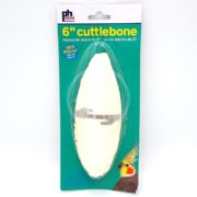 This green pack of 6 CUTTLEBONE features a yellow and gray bird illustration. With 100% Natural text for quality assurance, it includes a metal clip for easy attachement.