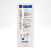 The HANNA GRADUATED PIPETTE 100 MICROLITER is attractively showcased in clear plastic with two tips, featuring printed instructions on a white background for easy use and optimal centering.
